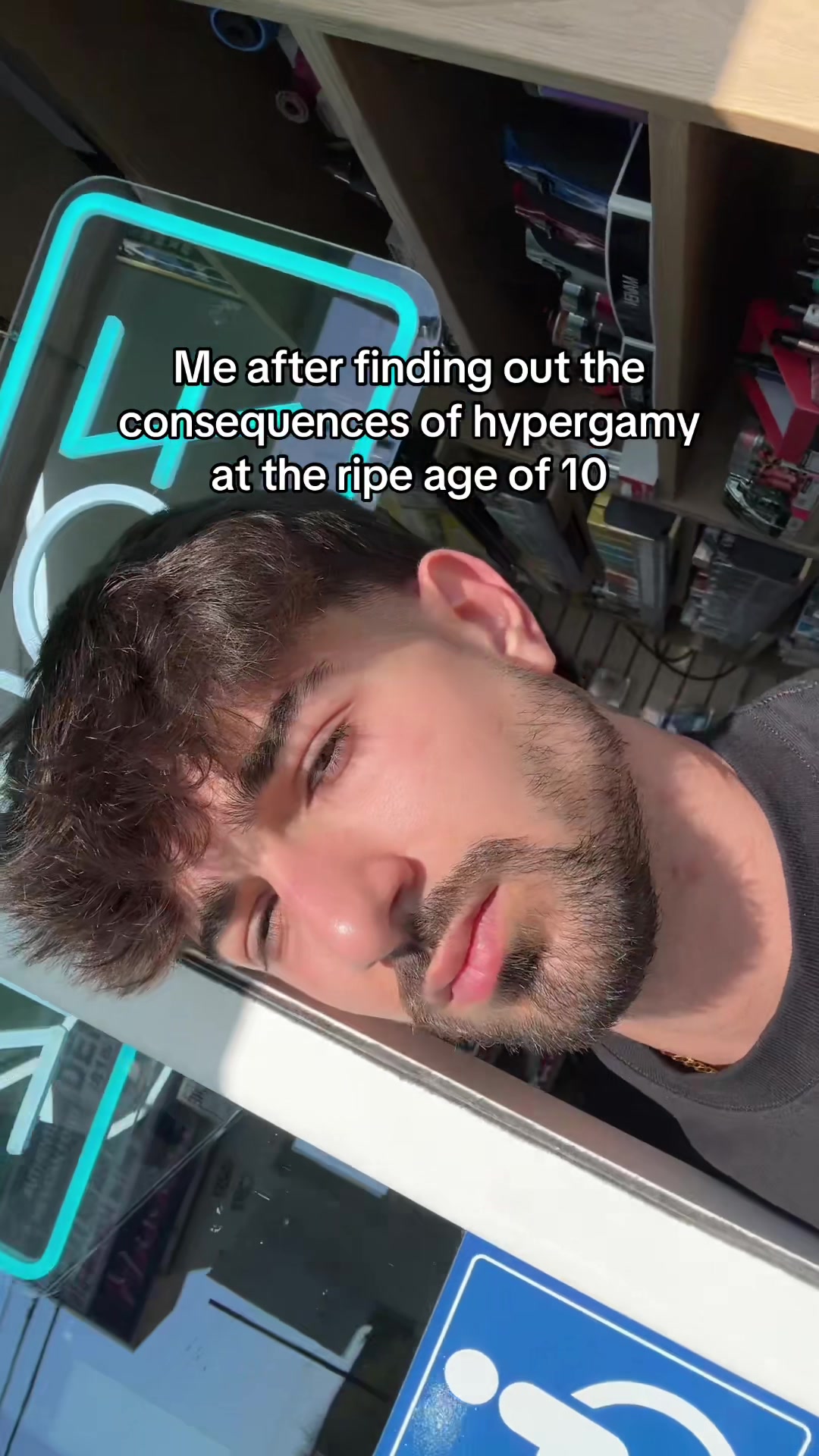 @XN