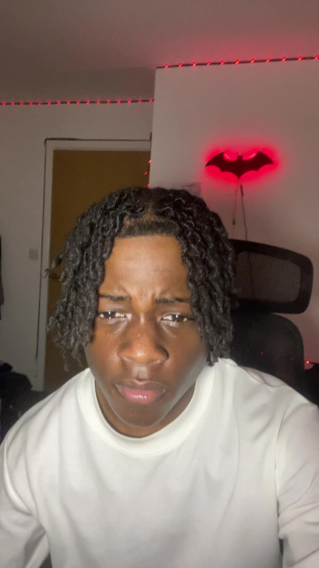 @Amari
