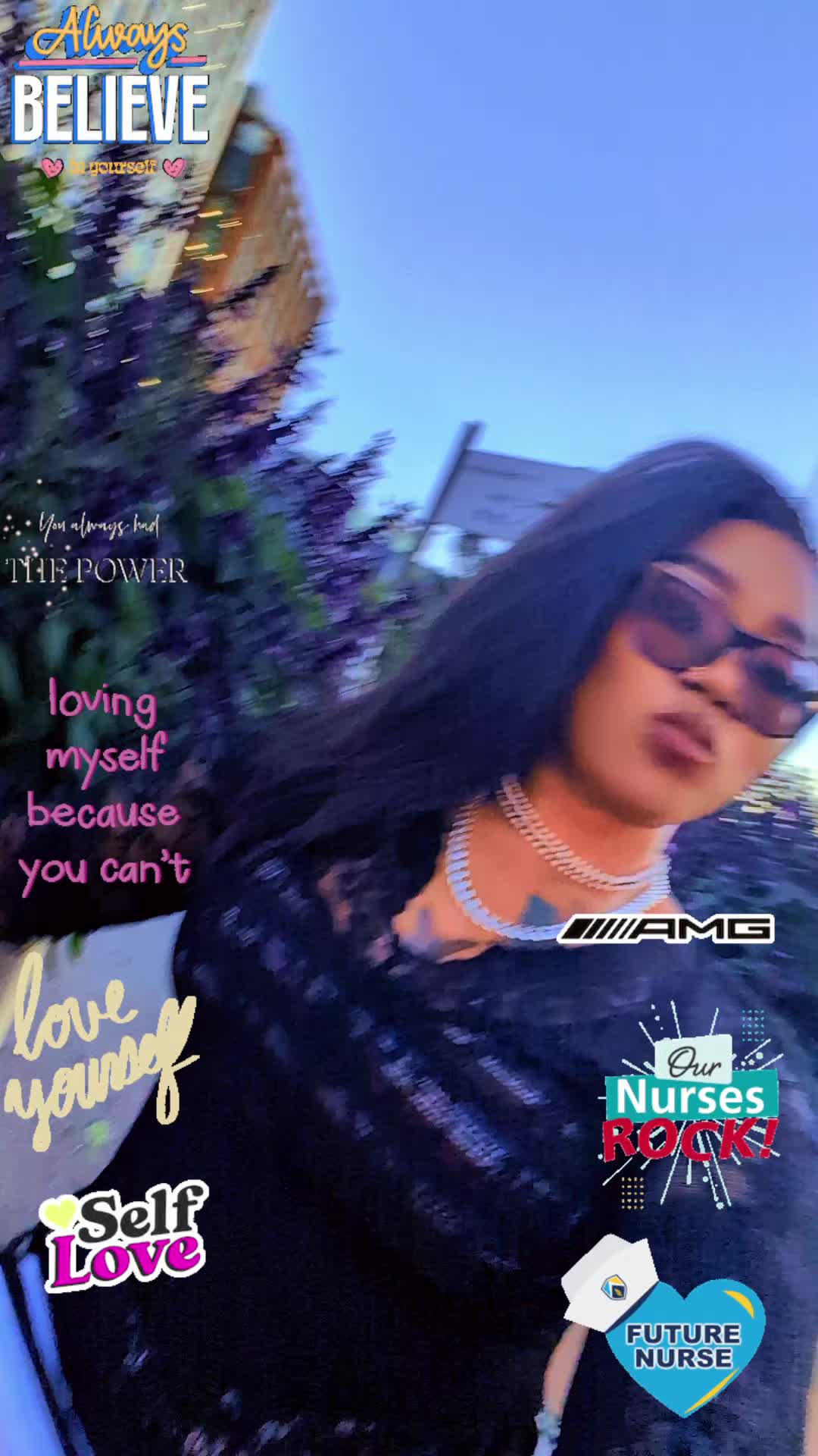@ARKPOSNIKE MARIAM (AMG)