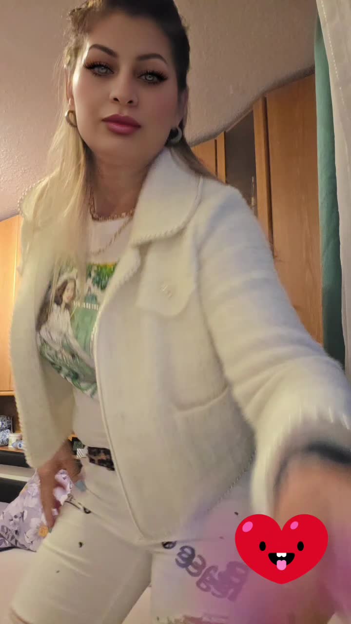 @Șefa Blondy🥰
