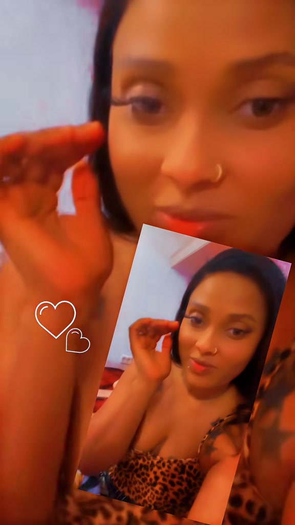 @๐Queen Dee๐๐ฅ๐๐ฆ๏ธ๐