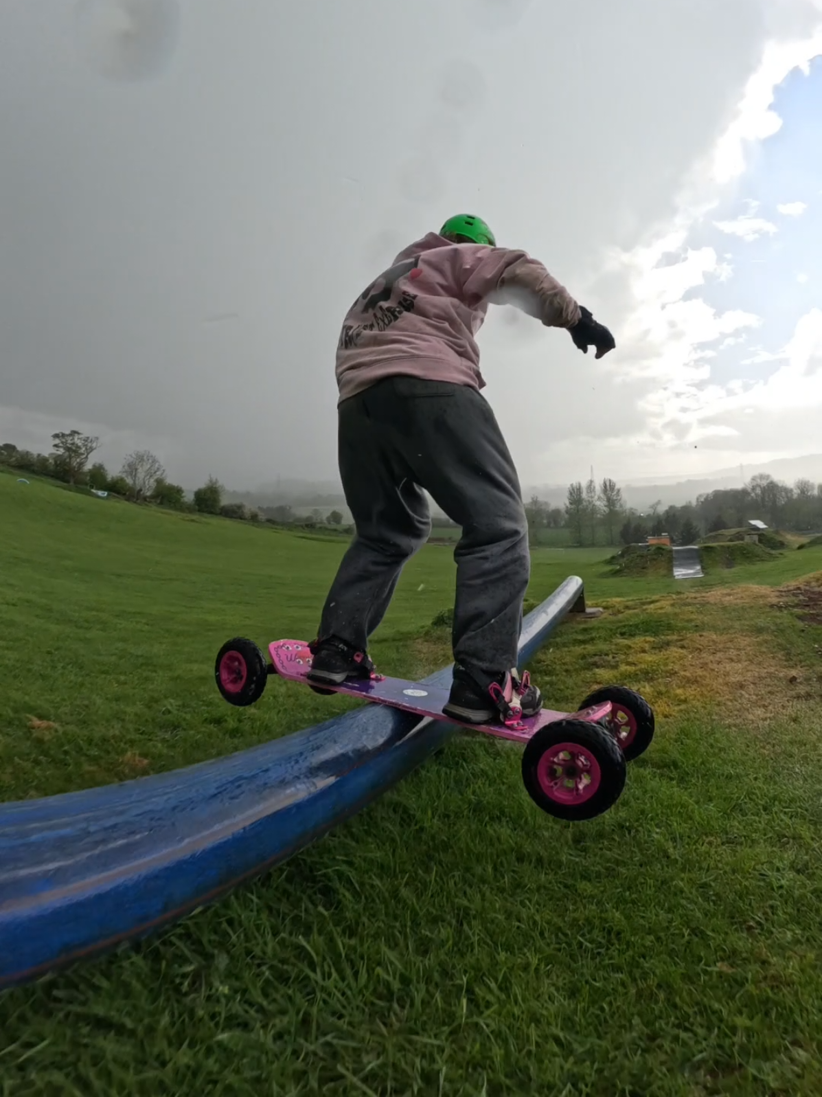 @UKMountainboarding