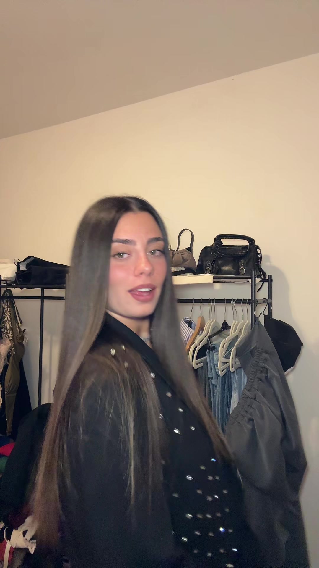 @ade👧🏻
