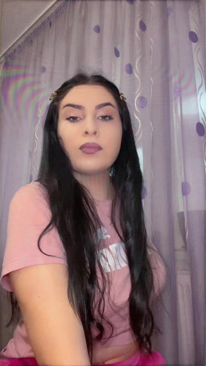 @𝐌𝐈𝐇𝐀𝐄𝐋𝐀🦦