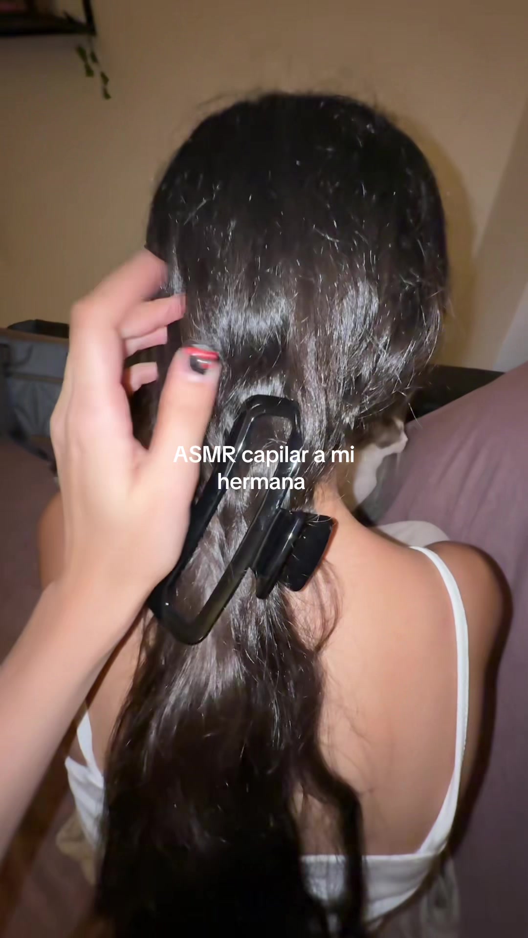 @minadamnnailz