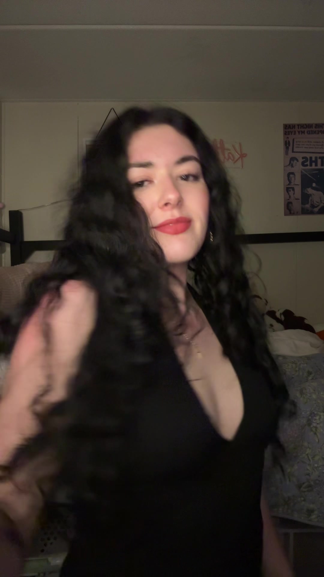 @Kat🥀