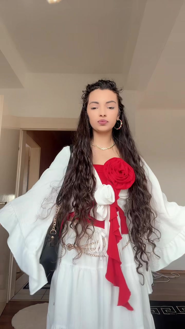 @𝓐𝓵𝓮𝔁𝓪𝓷𝓭𝓻𝓪🤍👩🏽⚕️🩺