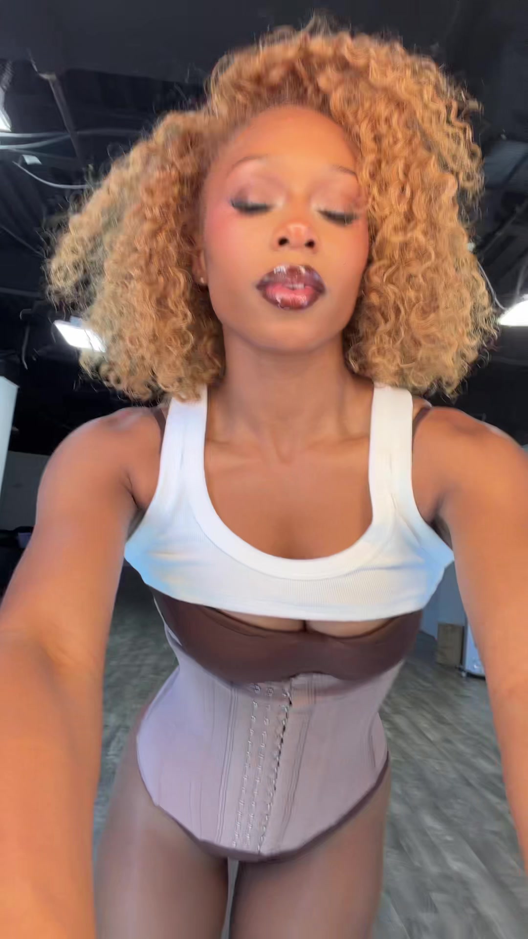 @missjuliandownerrrrrr