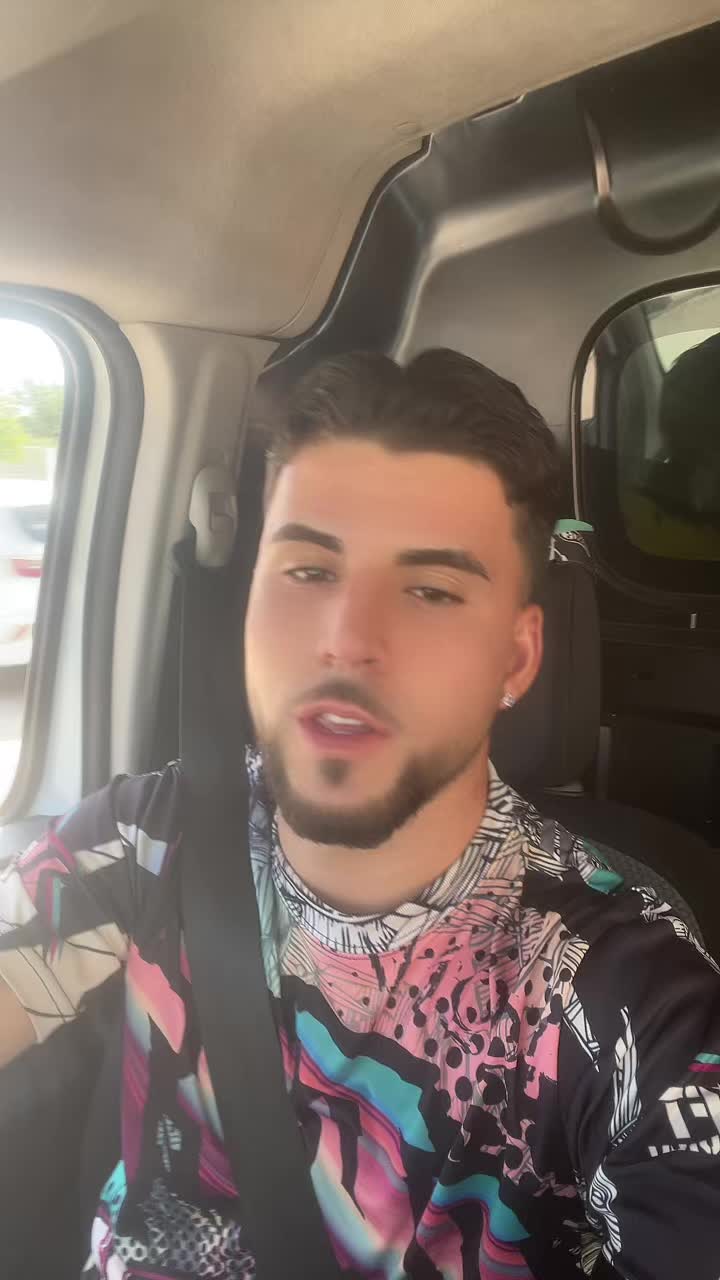 @alvarezz_0333