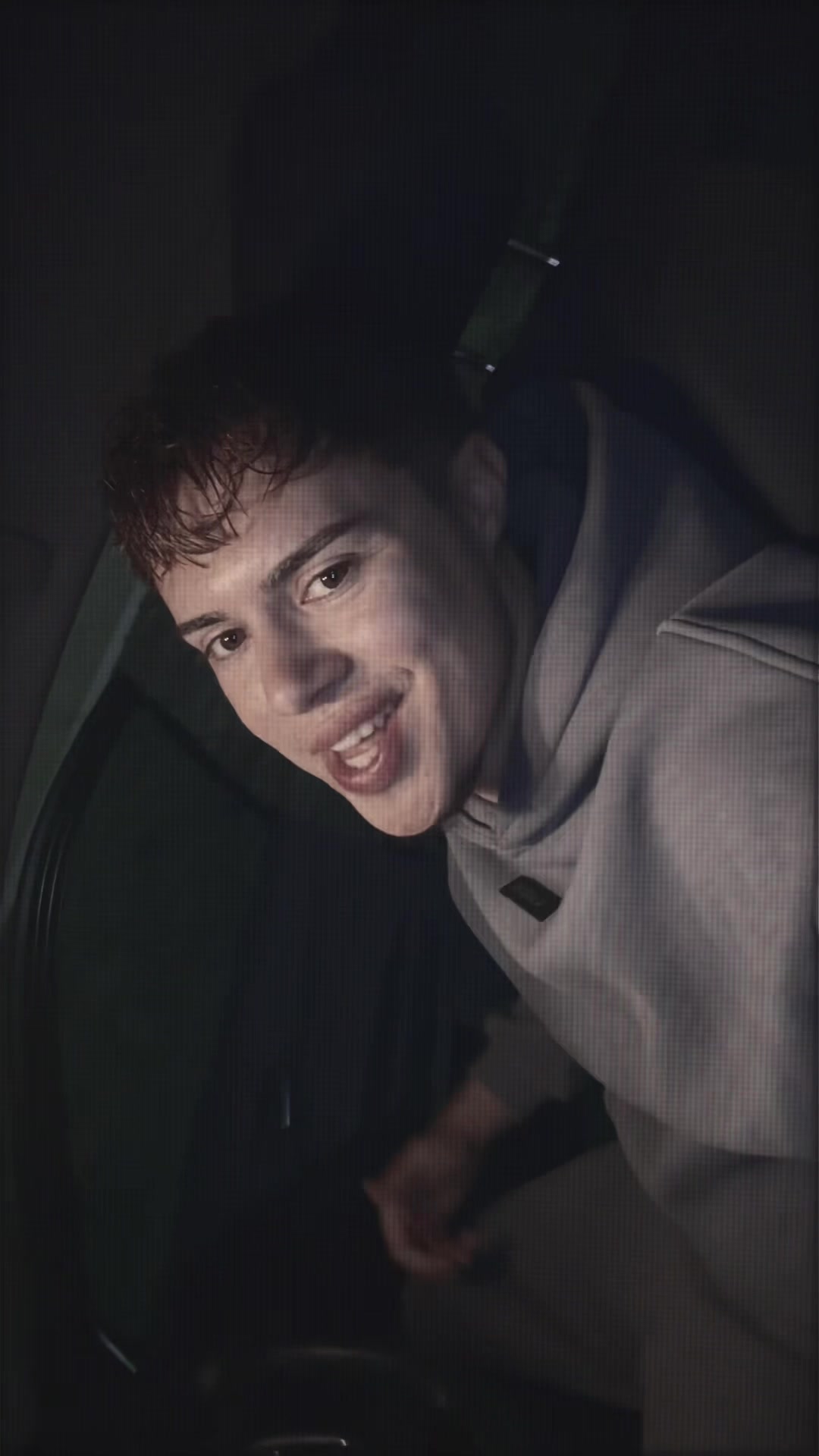 @Silvestyrrm
