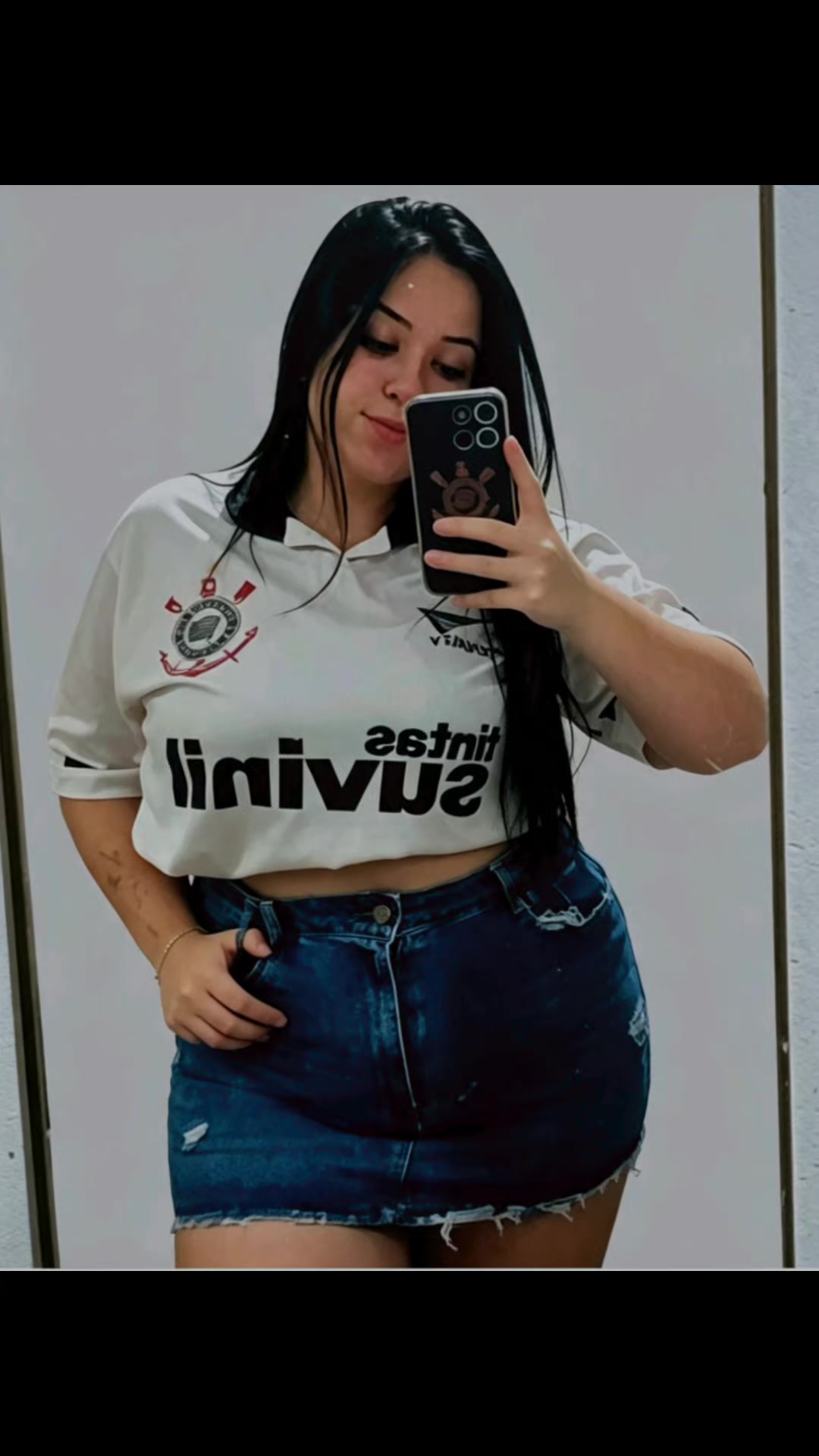 @Carolineidra17