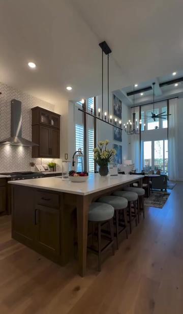 @Queen Matthews, Realtor®️