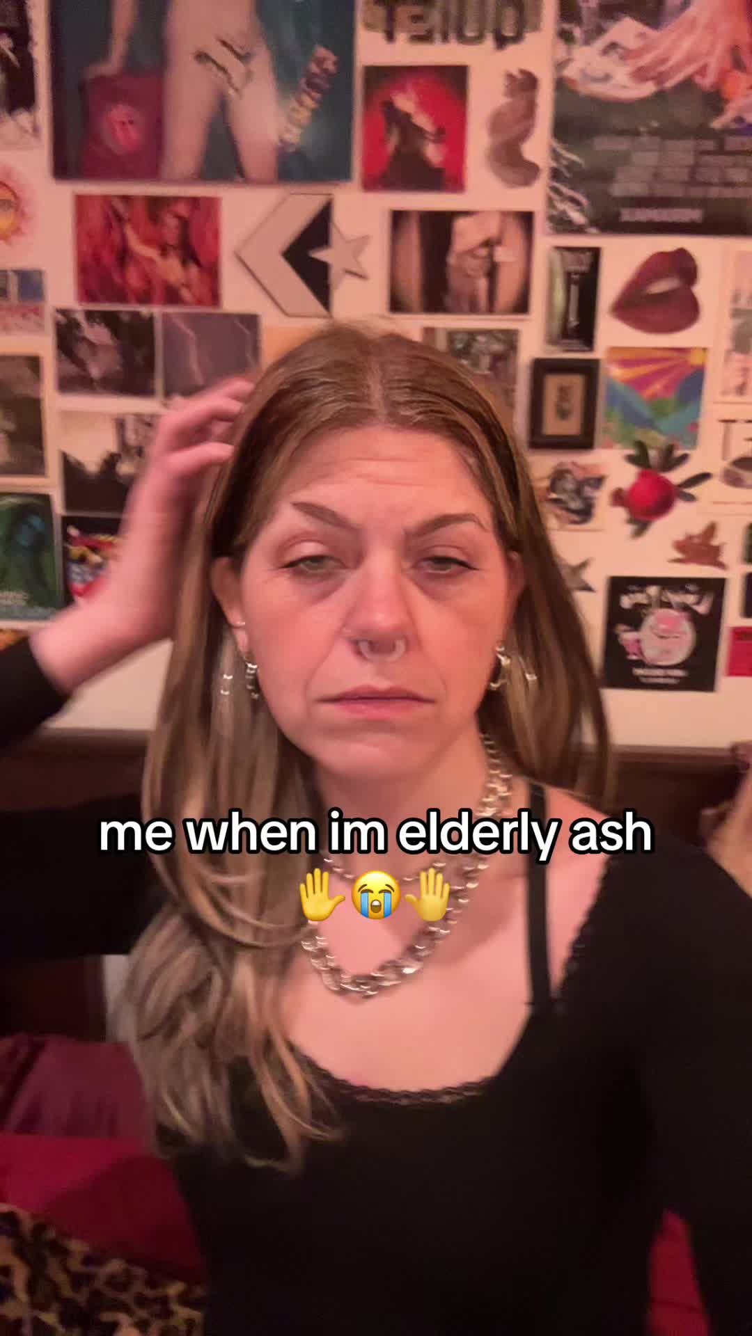 @:3