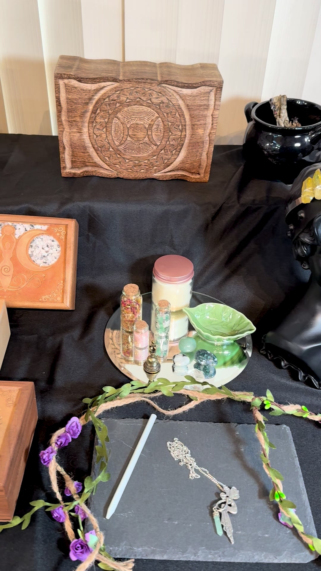 @Barking Moon Creations
