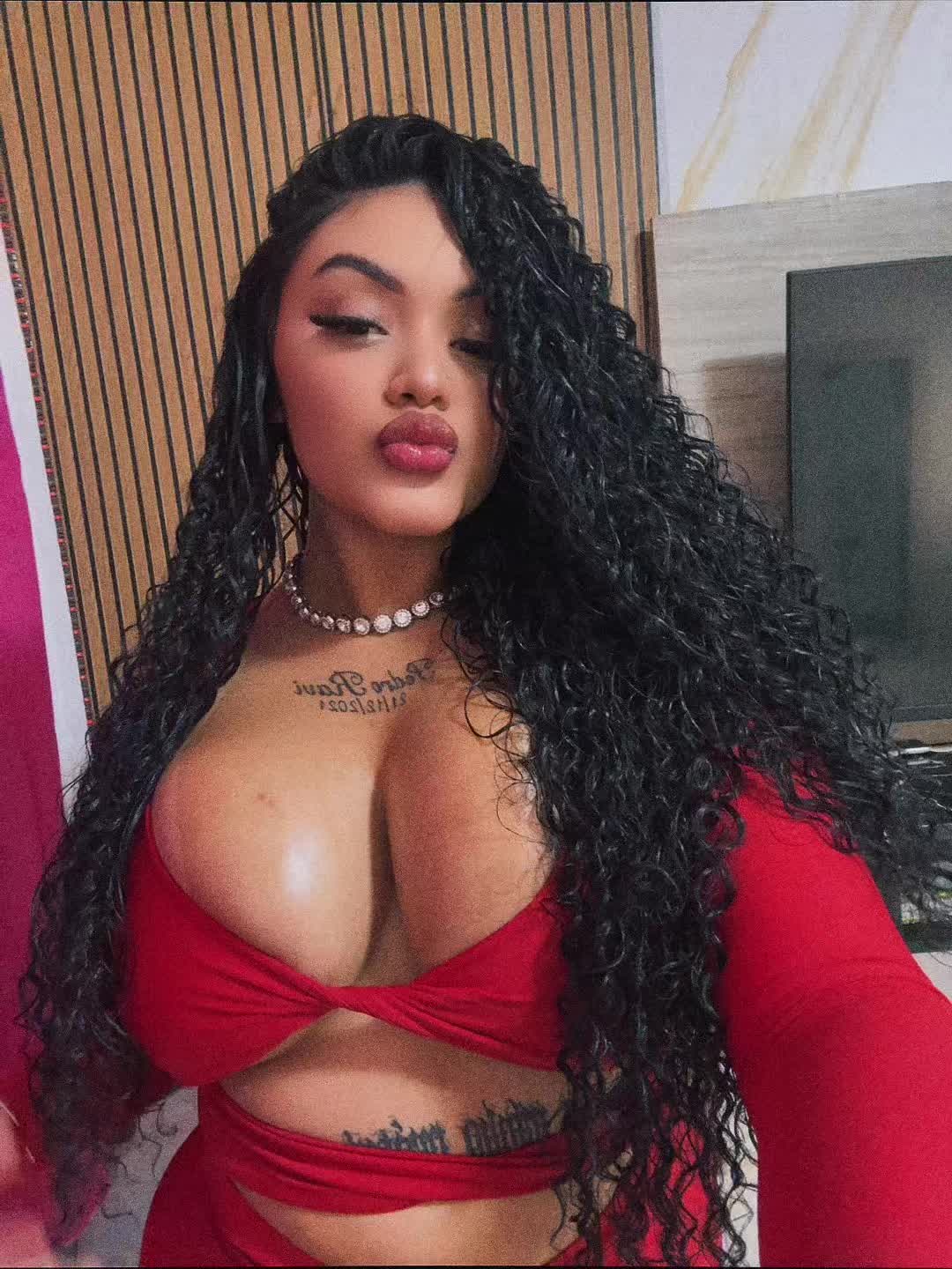 @Karin&atilde;o 💋