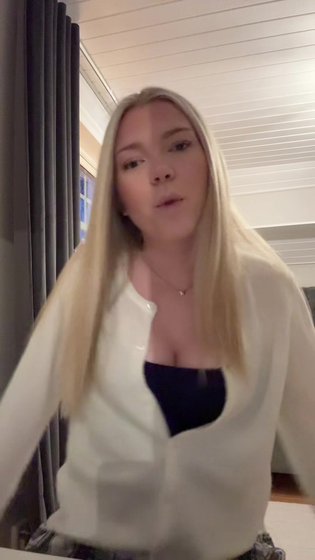 @bellaaa