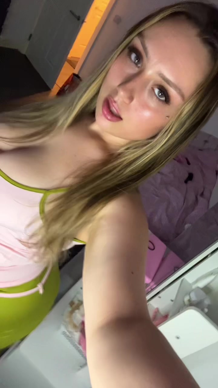 @Elina💋