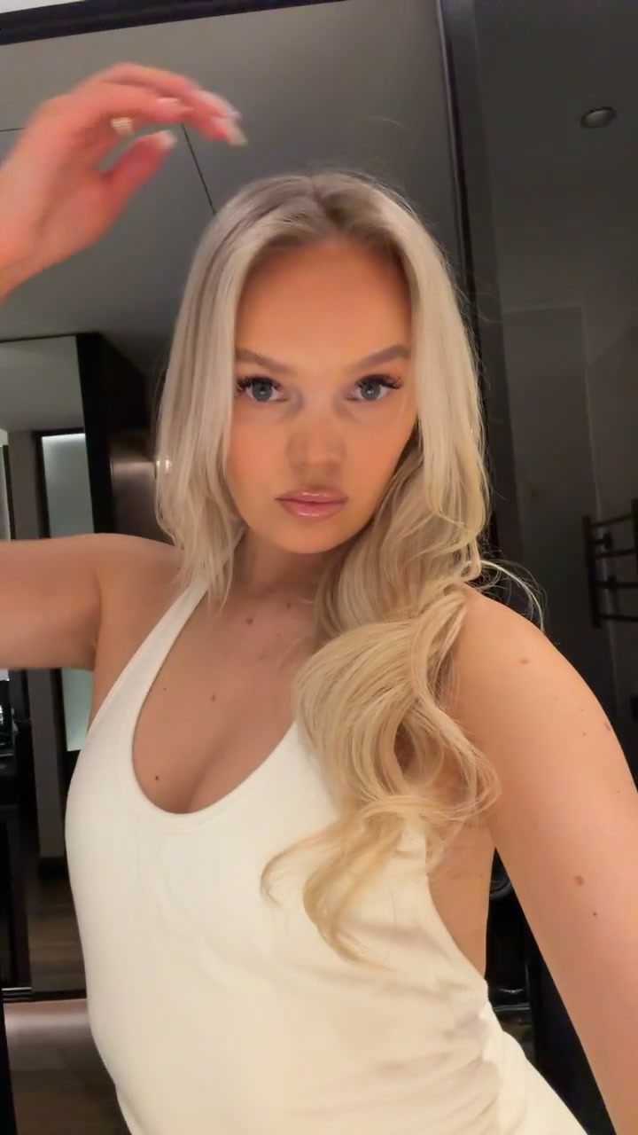 @Elina
