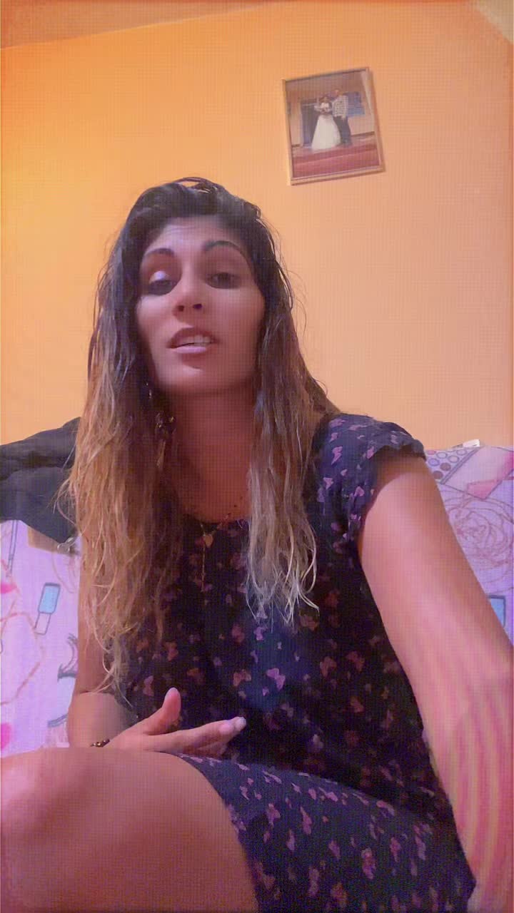 @💞💞Laura brunețica👑 👑