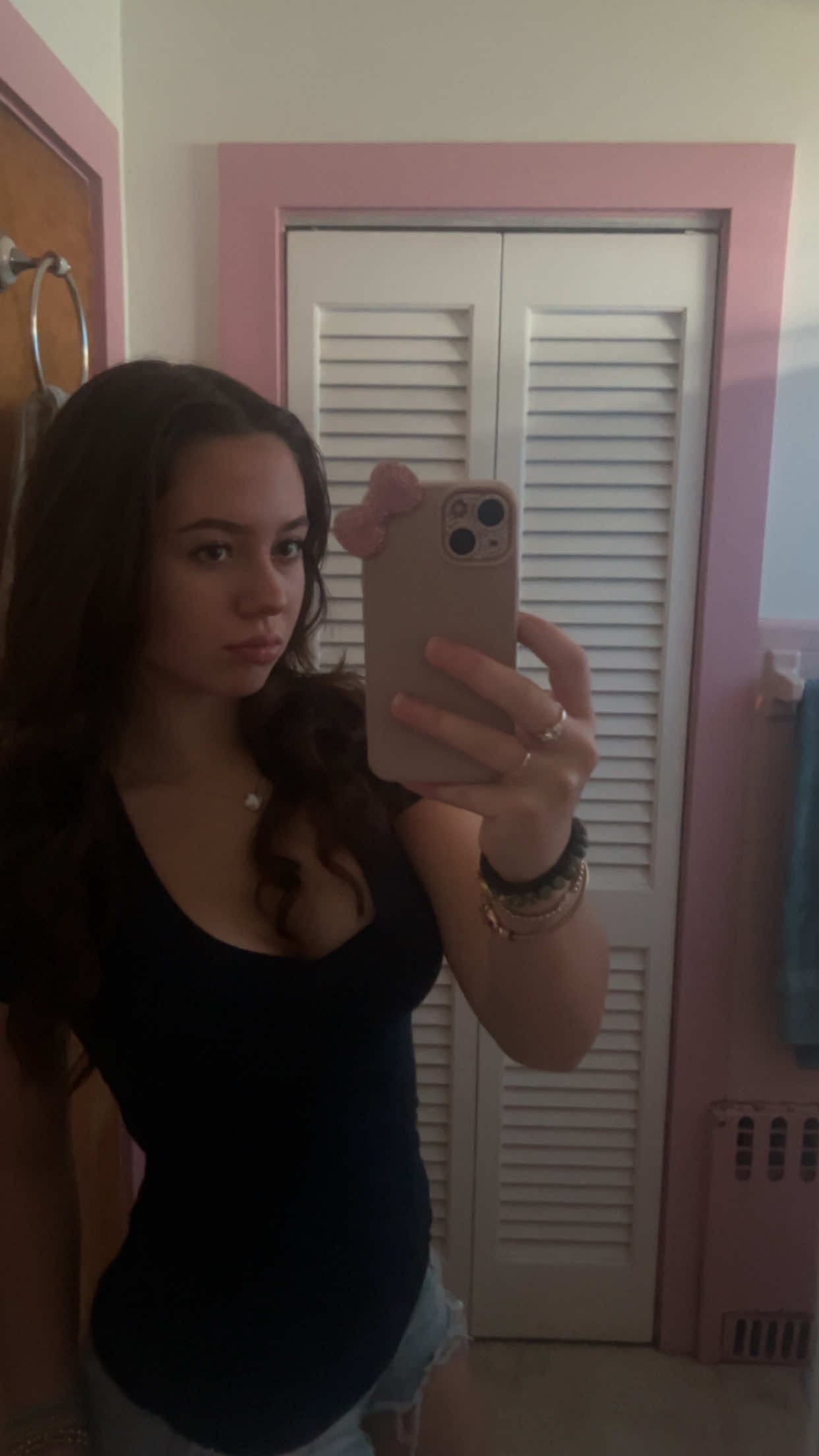 @𝓏𝒶𝓇𝒶💫