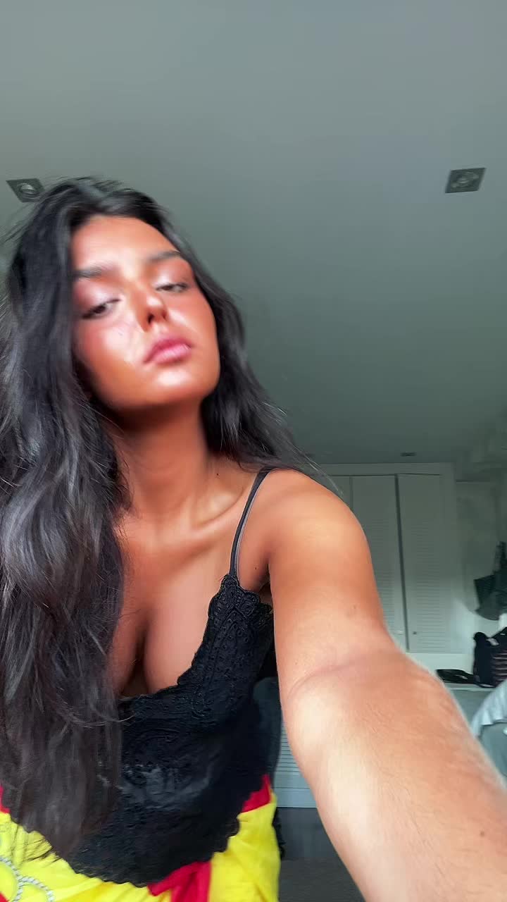 @adrianagago