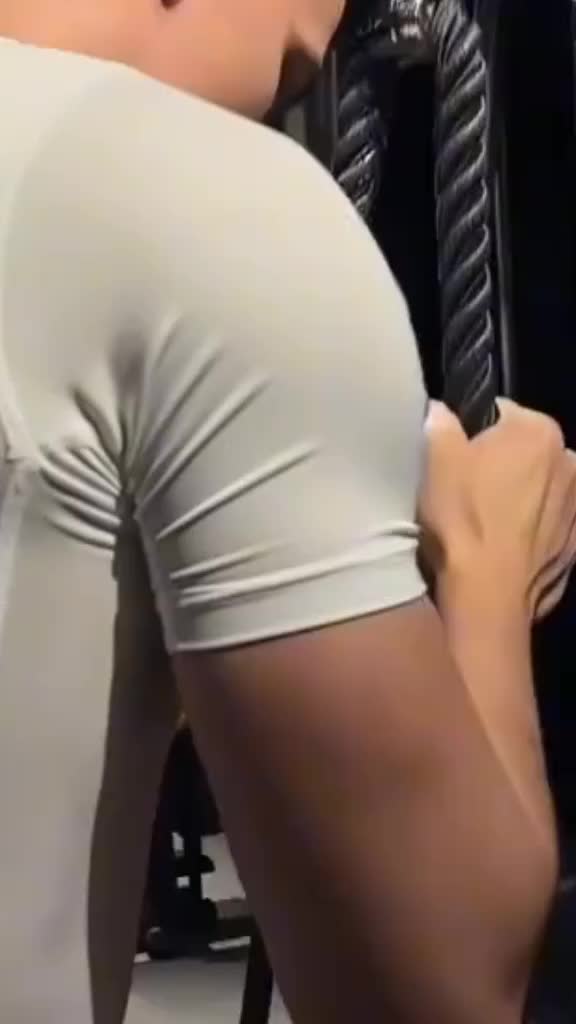 @Anonimus je teta