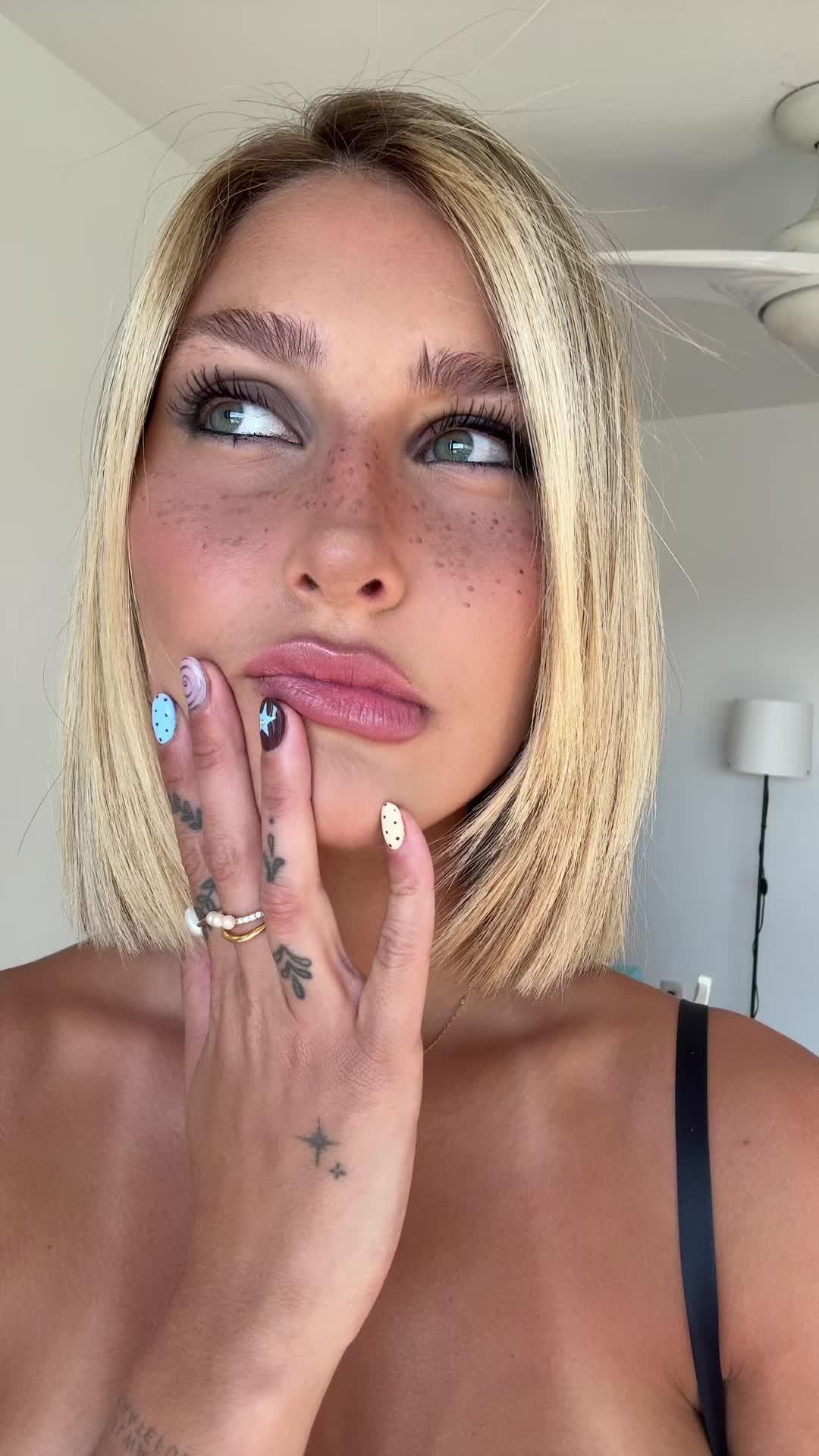 @Sara &Aacute;lvarez