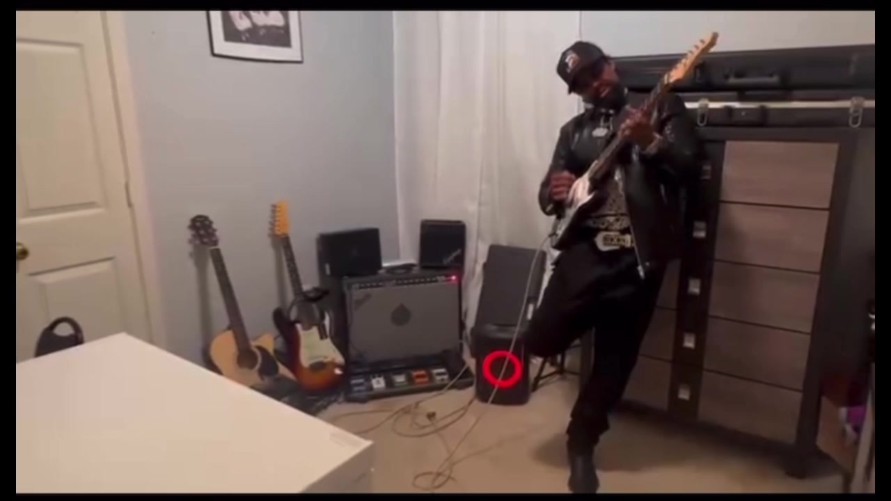 @thesocialmediacomedian