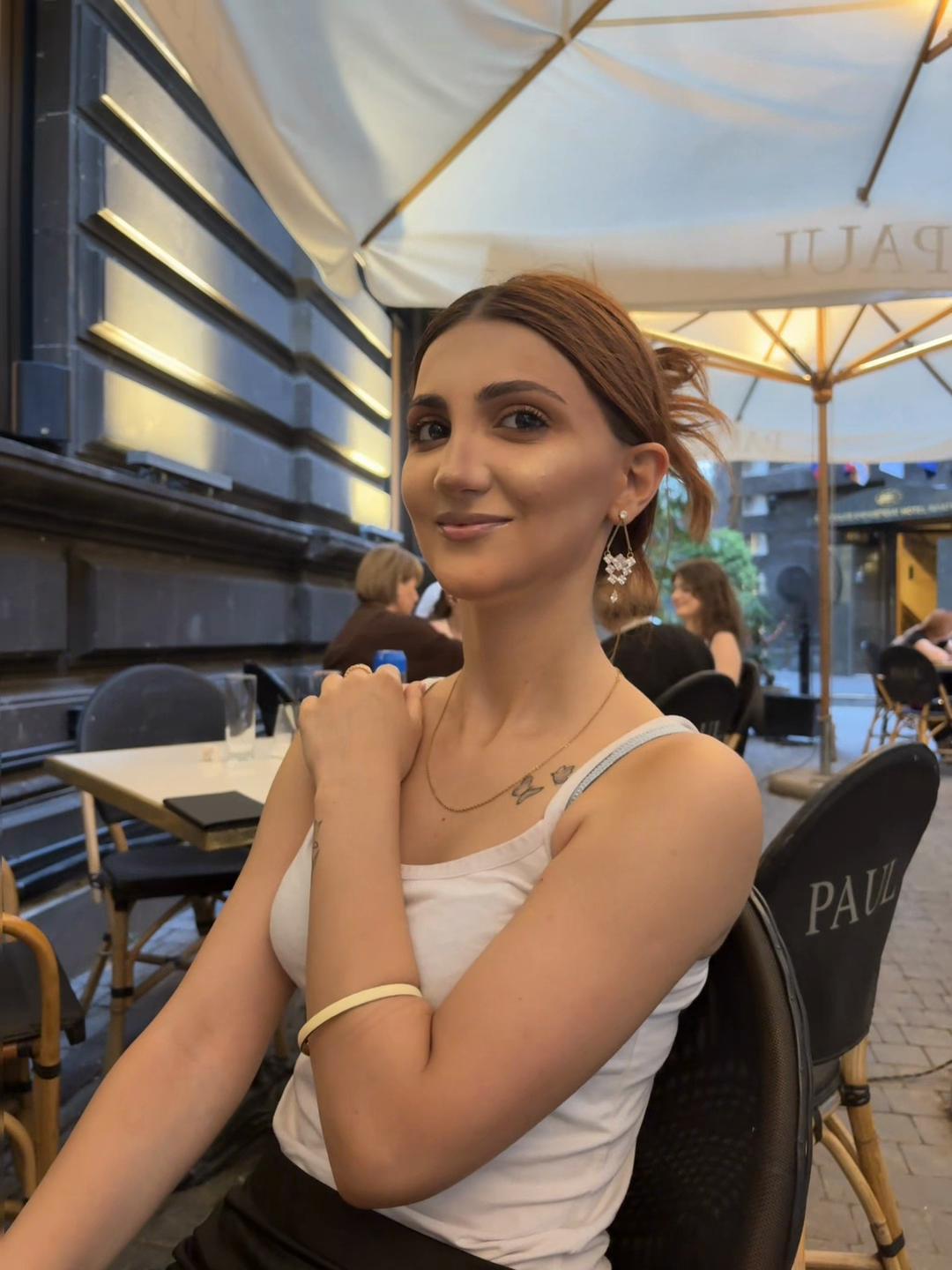@🤓