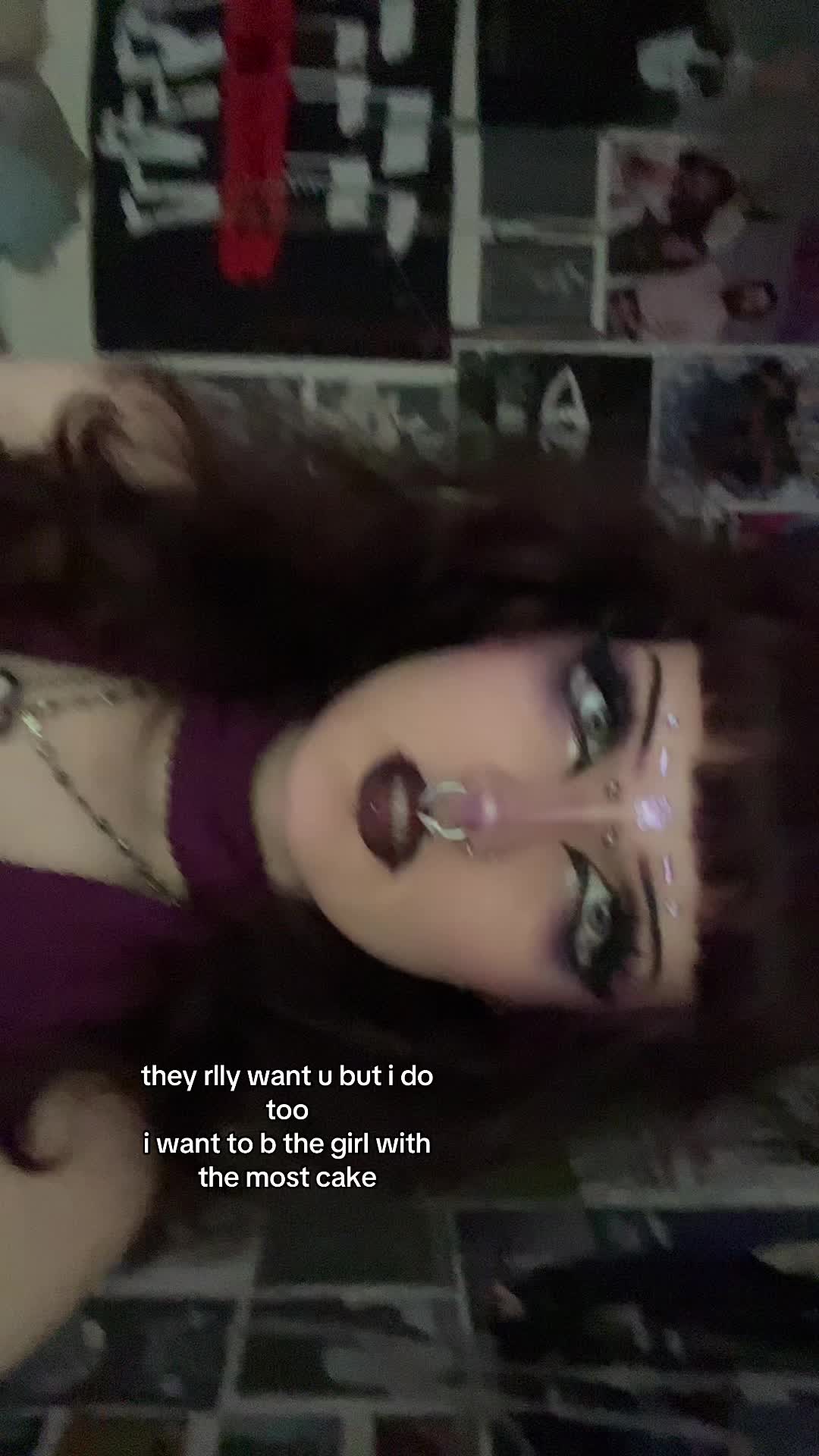 @elvira