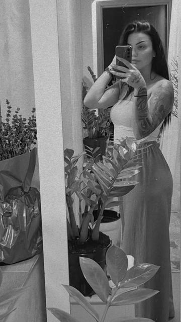 @🥀🖤Ella⚰️🪦
