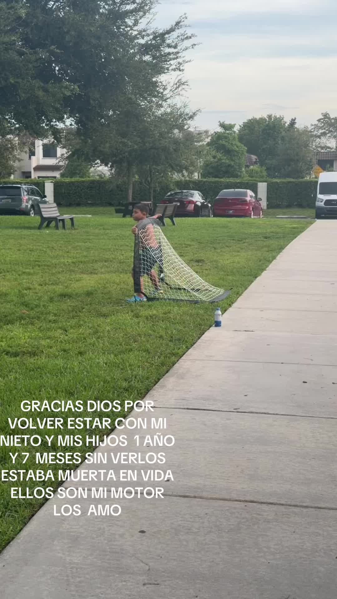 @Ágata González