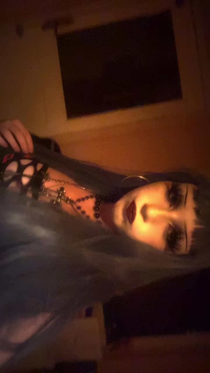 @<3