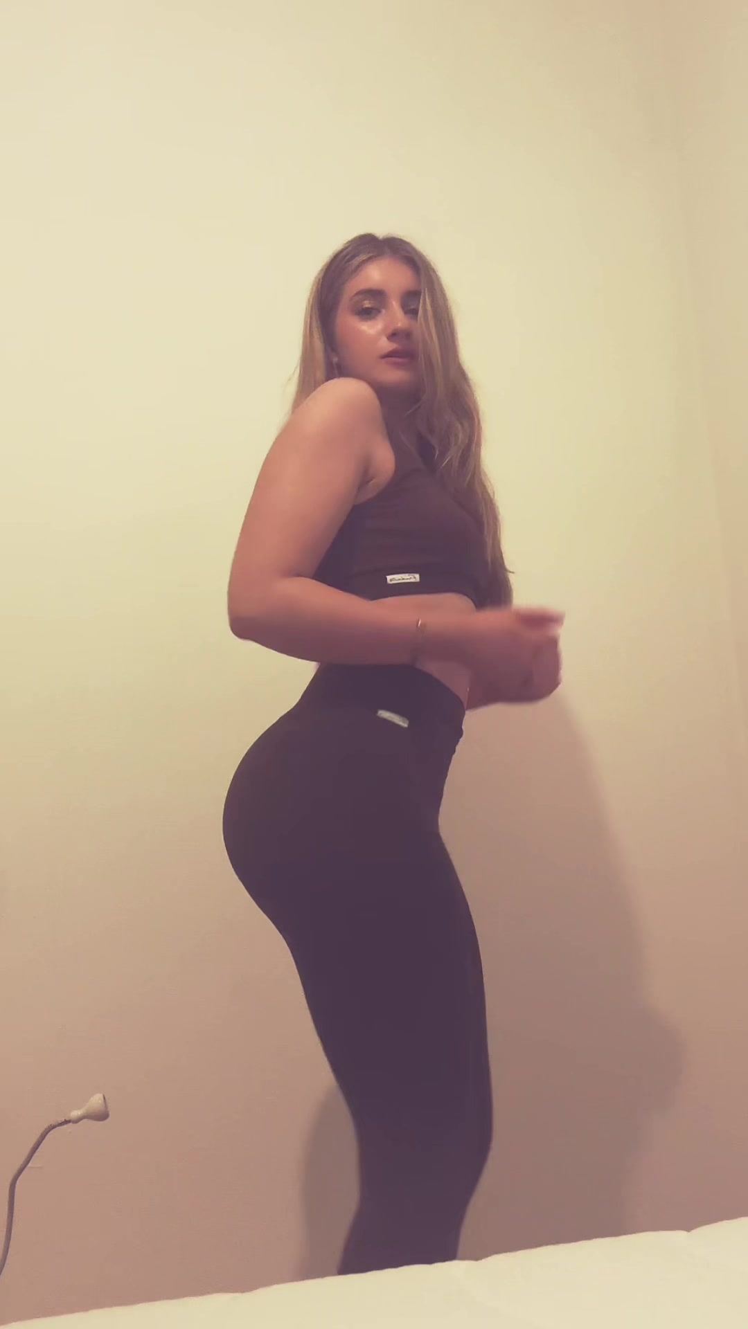 @zairaboggio
