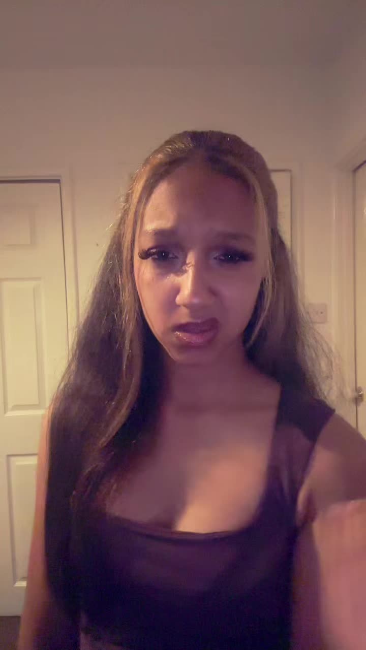 @urfavv_morenaa