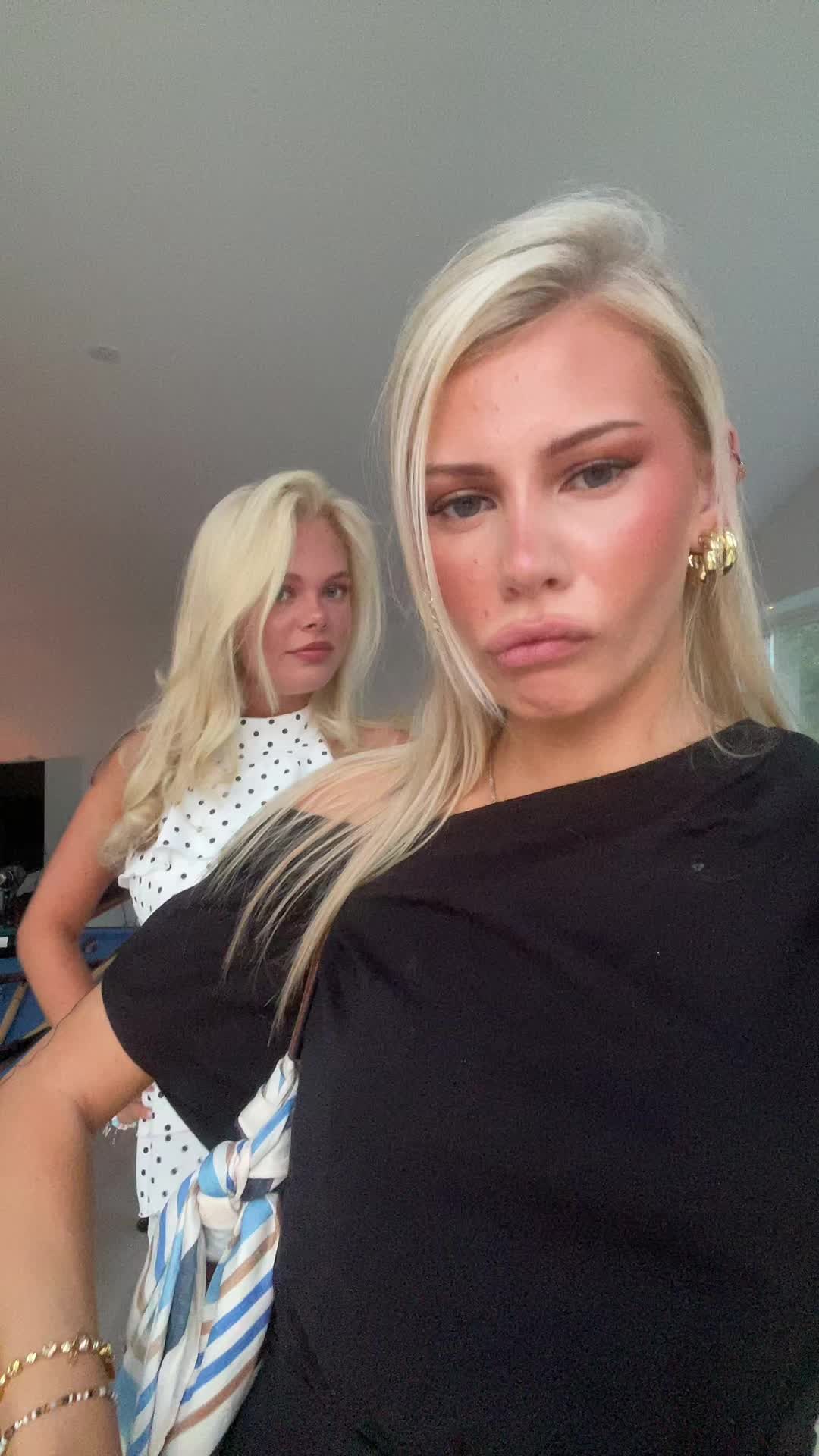 @Ella🧙♂️