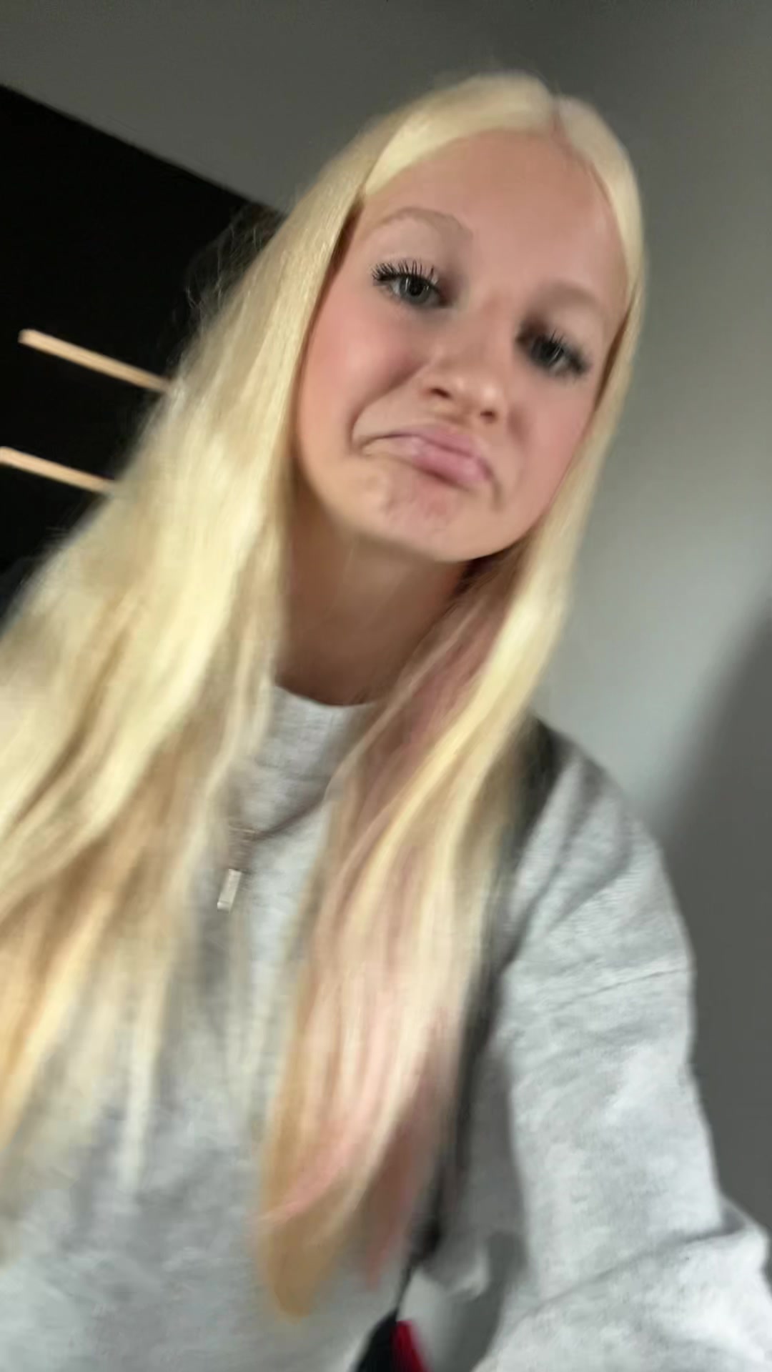 @𝒩𝑒𝓁𝓁🦢