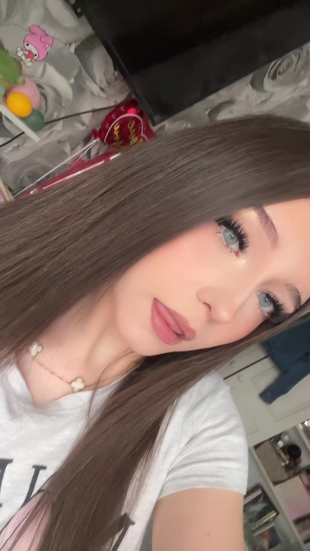 @♕