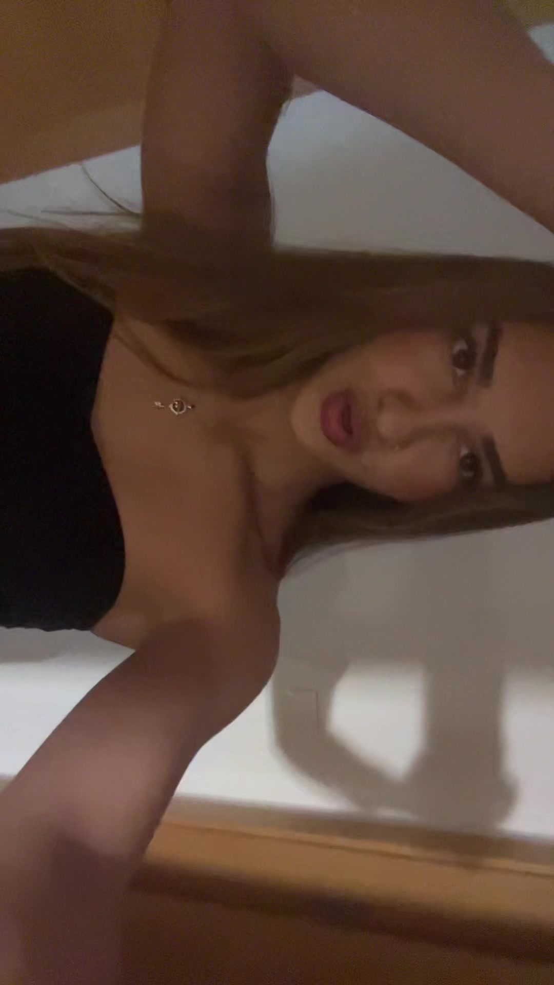@𝓛𝓪𝓻𝓪𝓲𝓷𝓮
