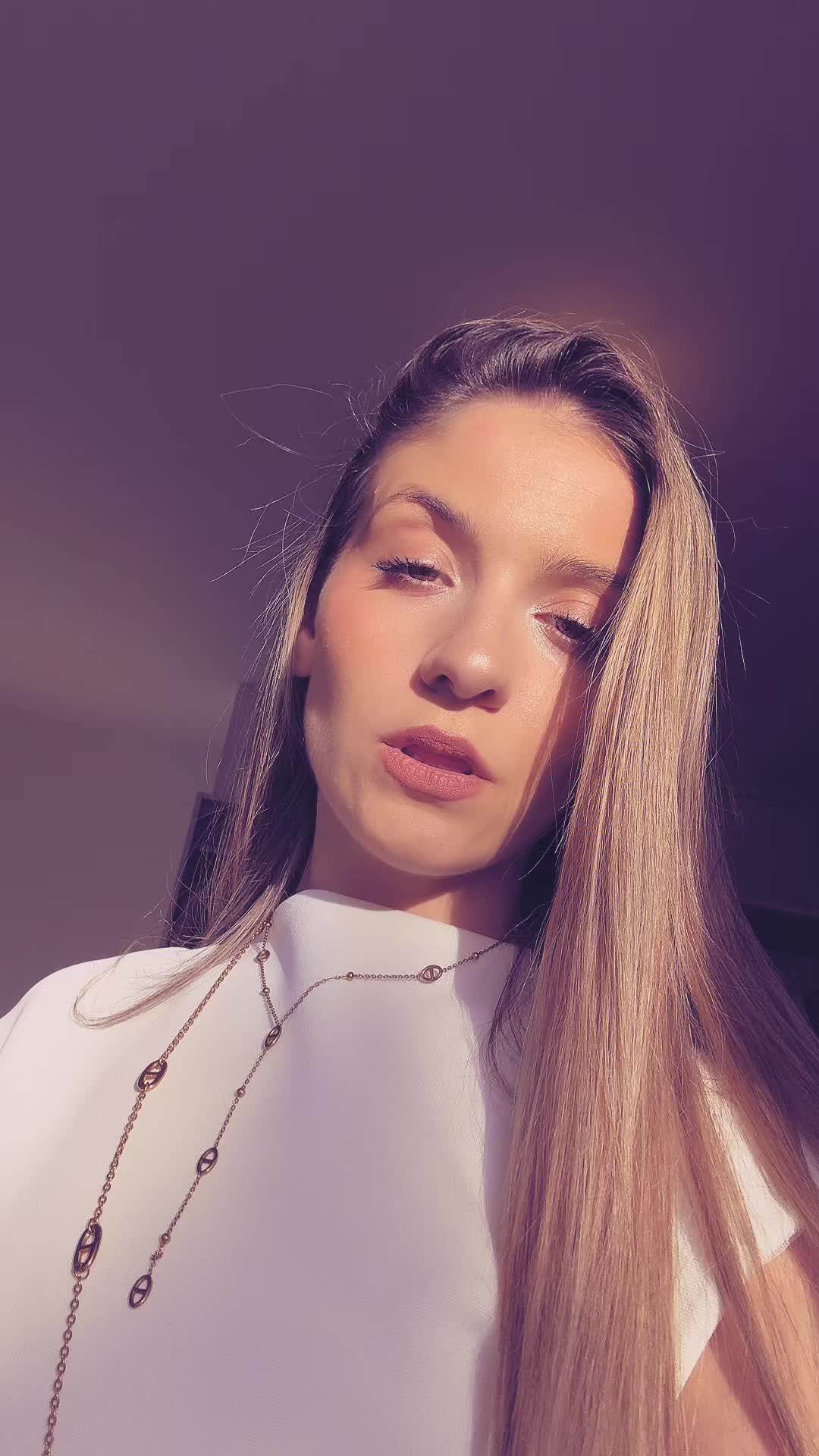 @laurena_brn