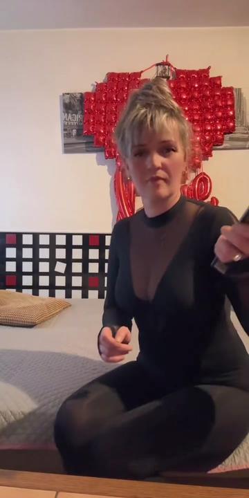 @monia48331
