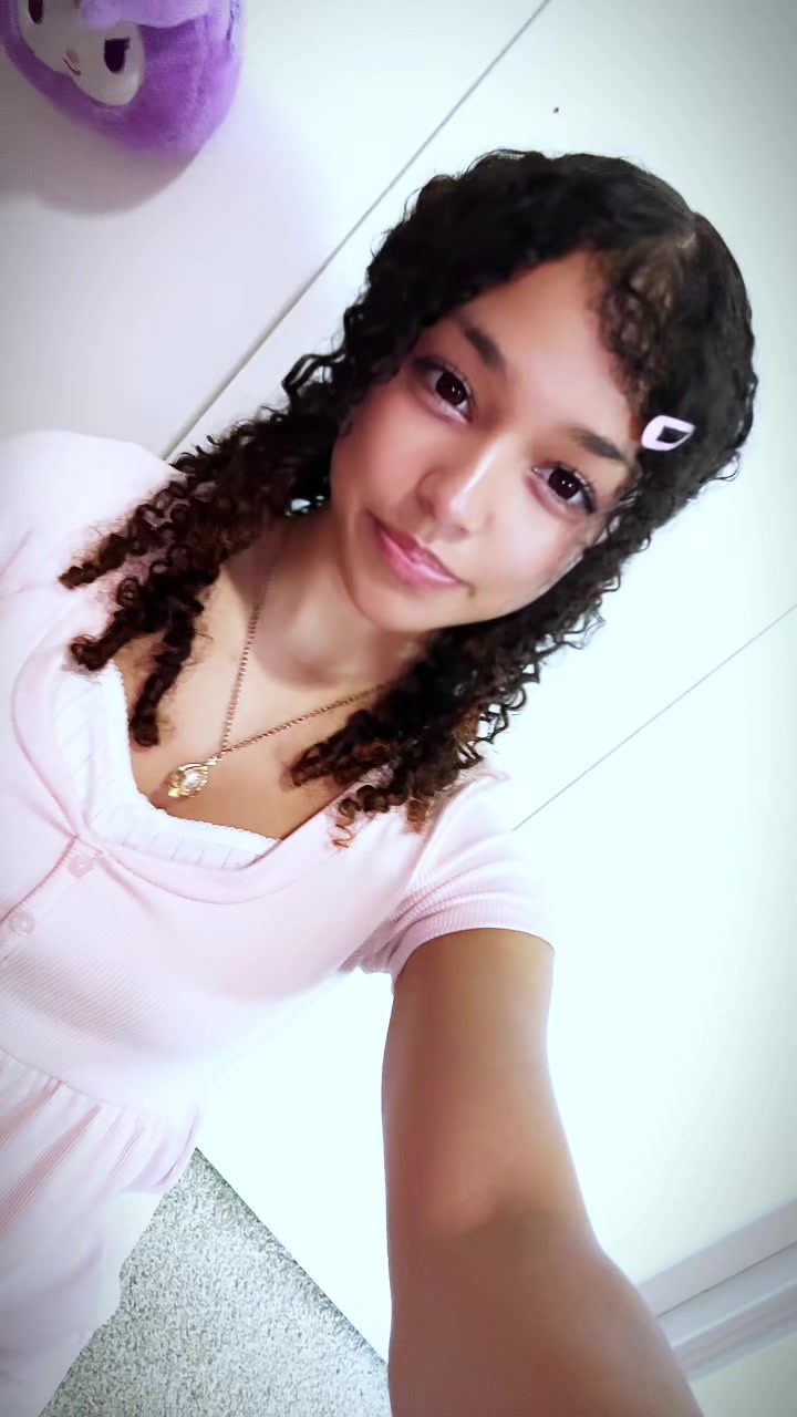 @iniiwiinnie