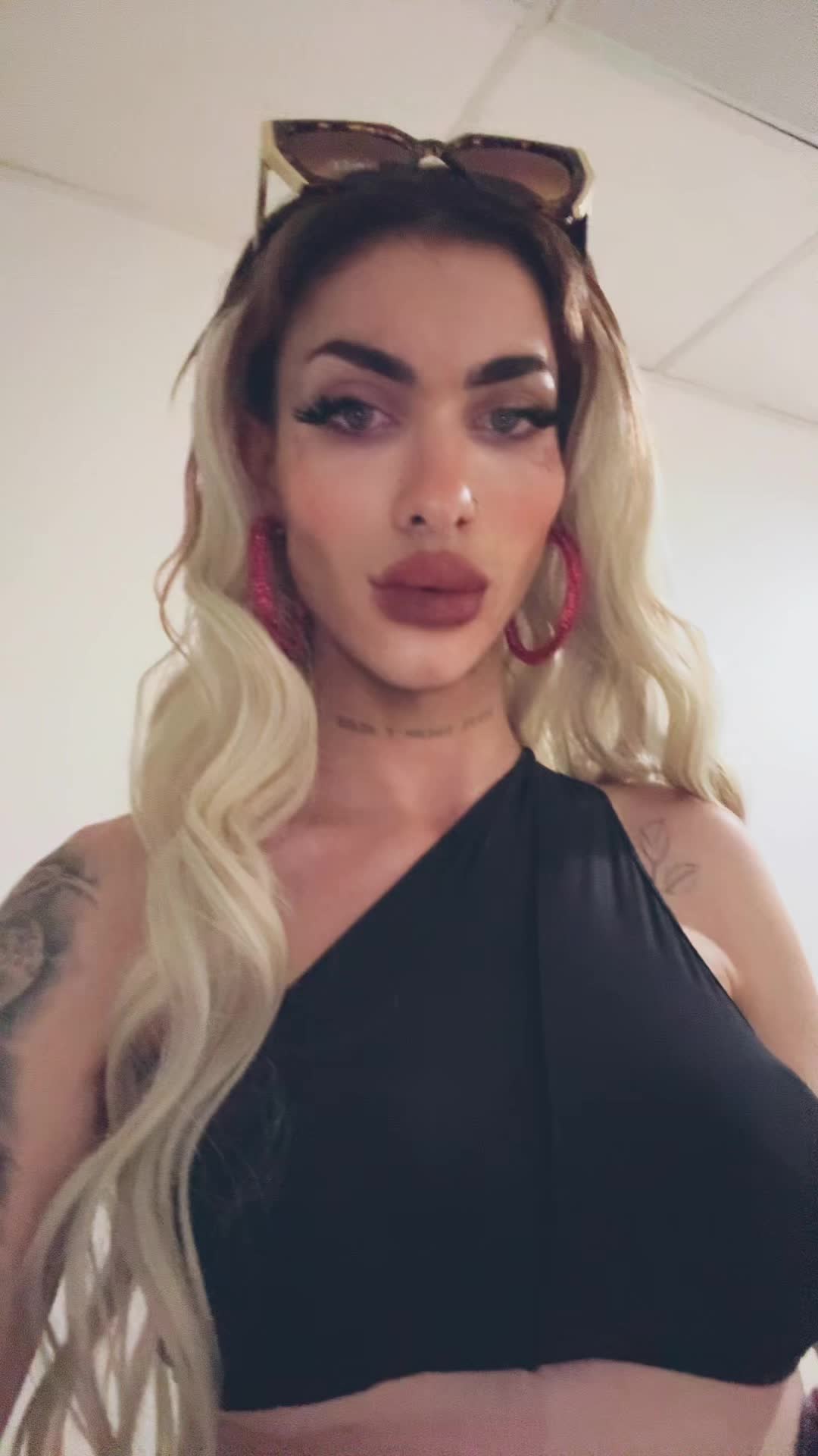 @Andrastoeva1