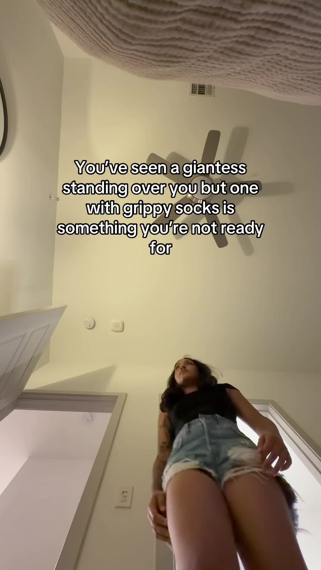 @GiantessMommy