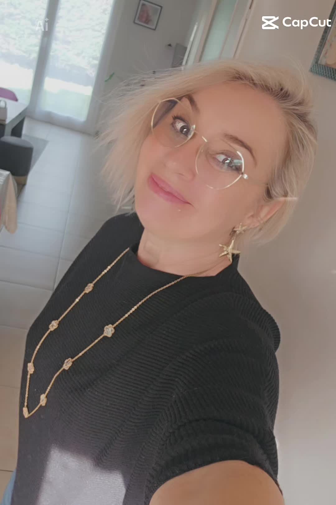 @✨️ 💫 Sandrine 💫 ✨️