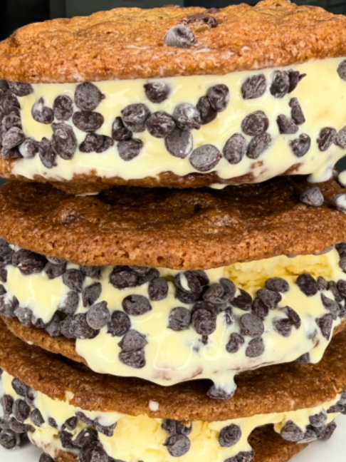 @DeLuscious Cookies