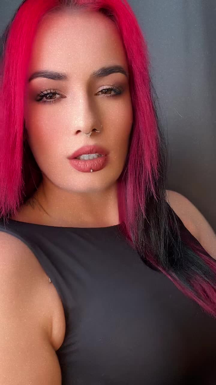 @xxUnbreakableGirlxx