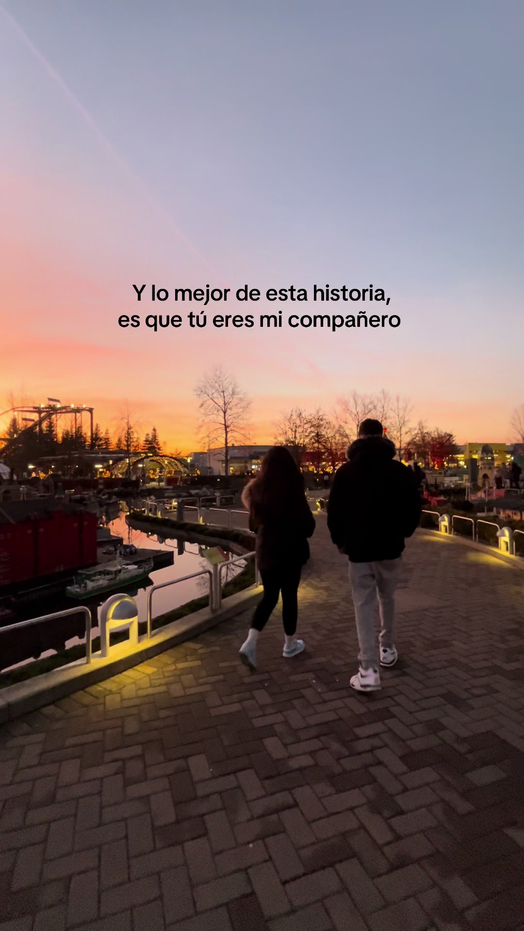 @María