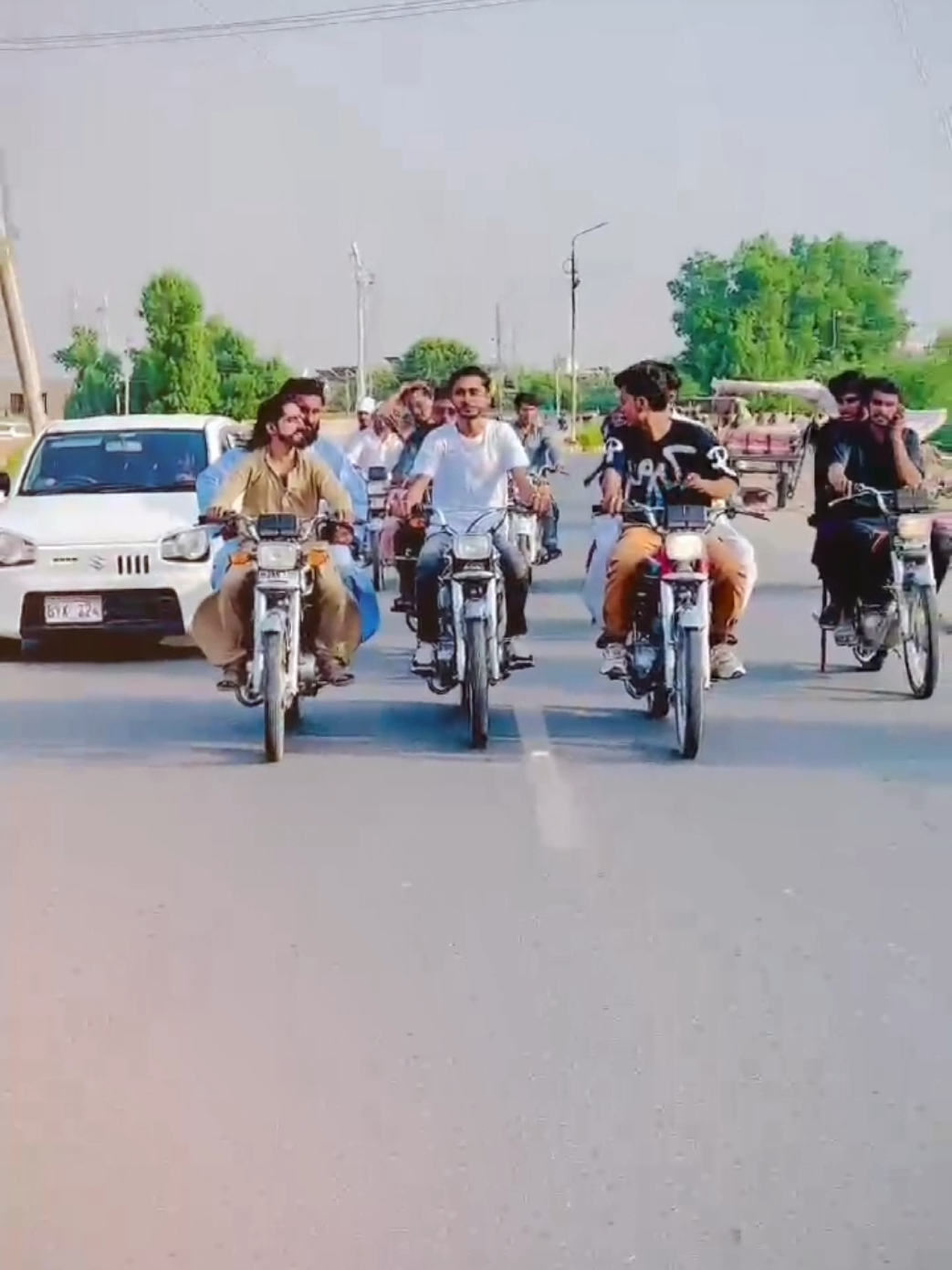 @❤️🩹🥺╾ ╾━╤デ╦︻Badsha🦅👑🦋