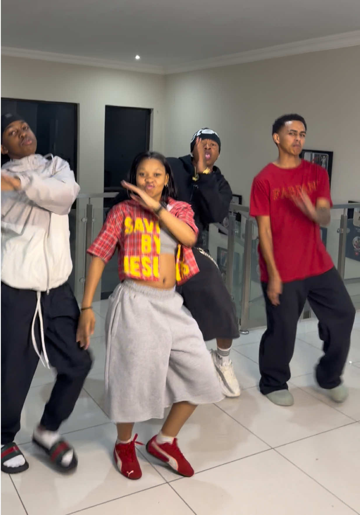 @Ghost Hlubi